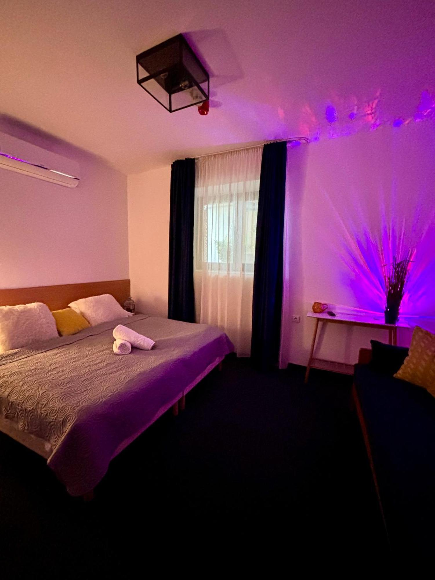 Sziget23 Hotel Abrahamhegy Exterior photo