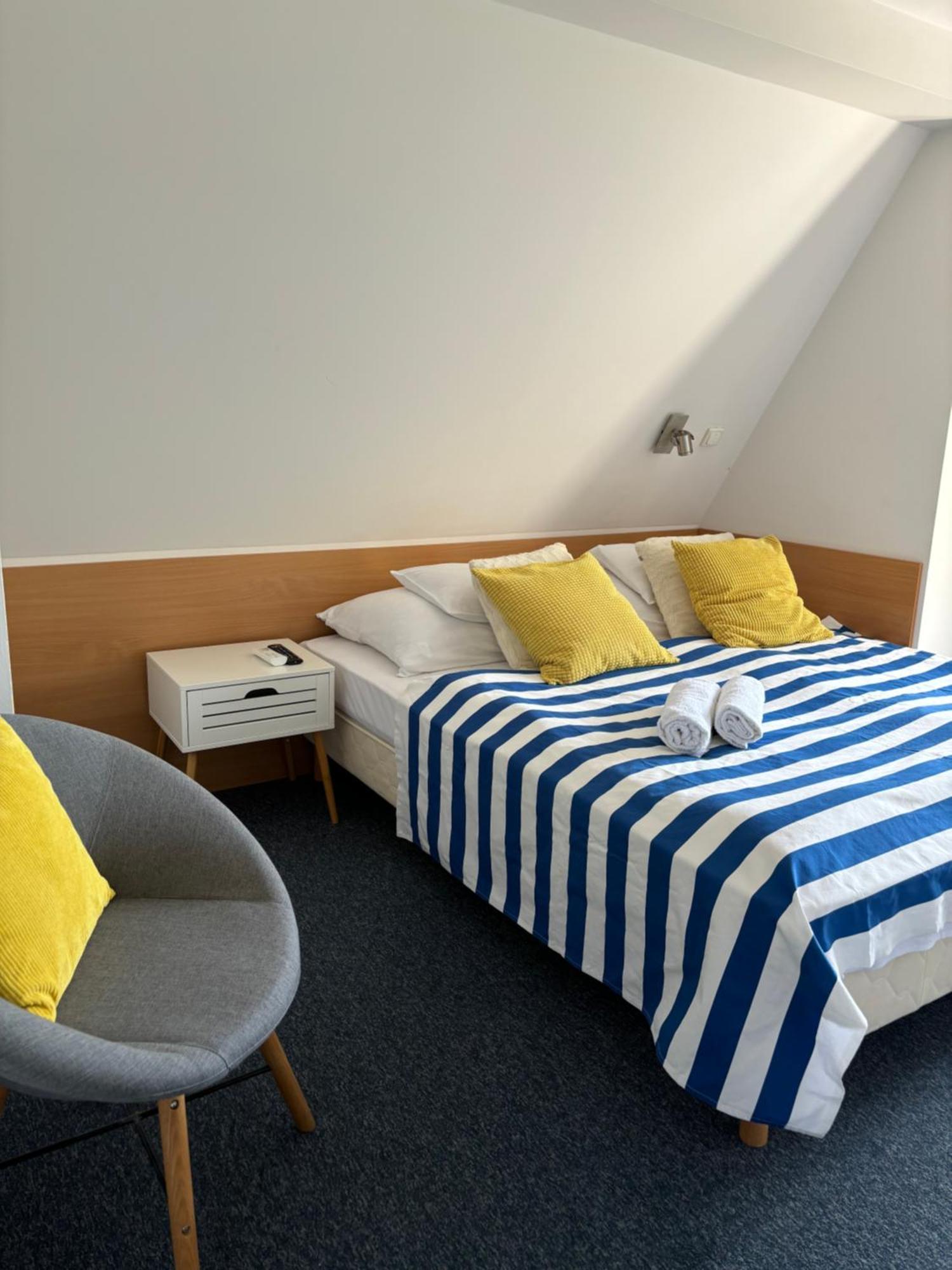 Sziget23 Hotel Abrahamhegy Exterior photo