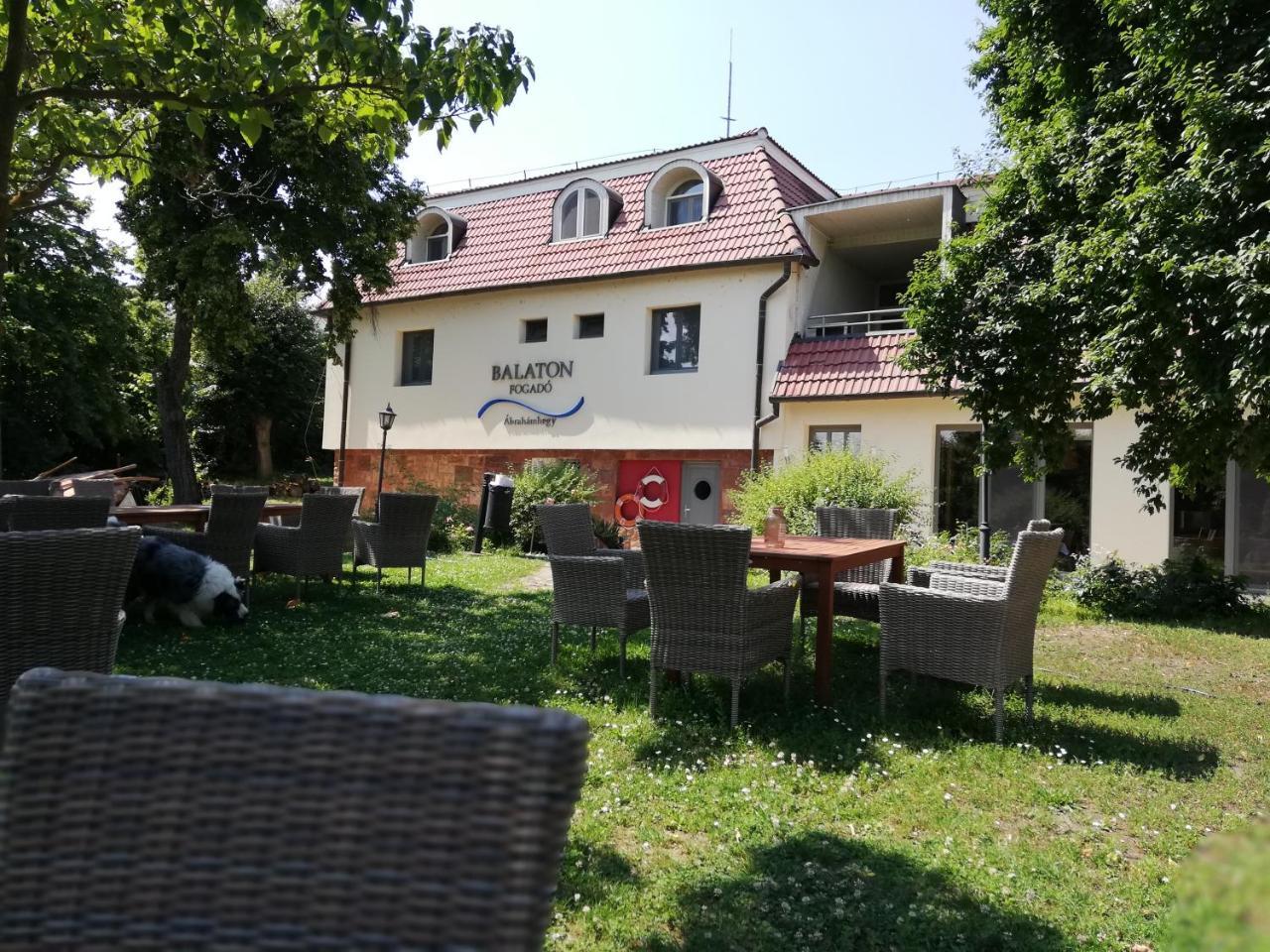 Sziget23 Hotel Abrahamhegy Exterior photo